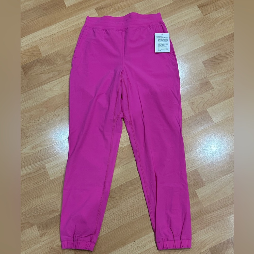 Brand New Lululemon Adapted State Jogger in Sonic Pink